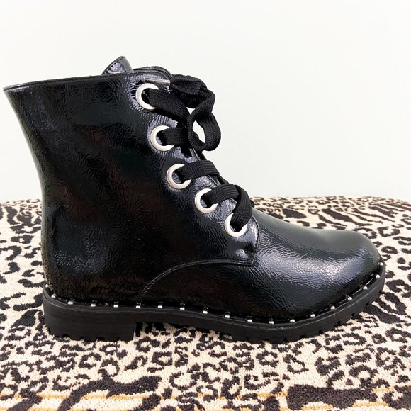 🍄SOLD🍄 Black Crinkled Studded Combat Boots - Picture 4 of 8